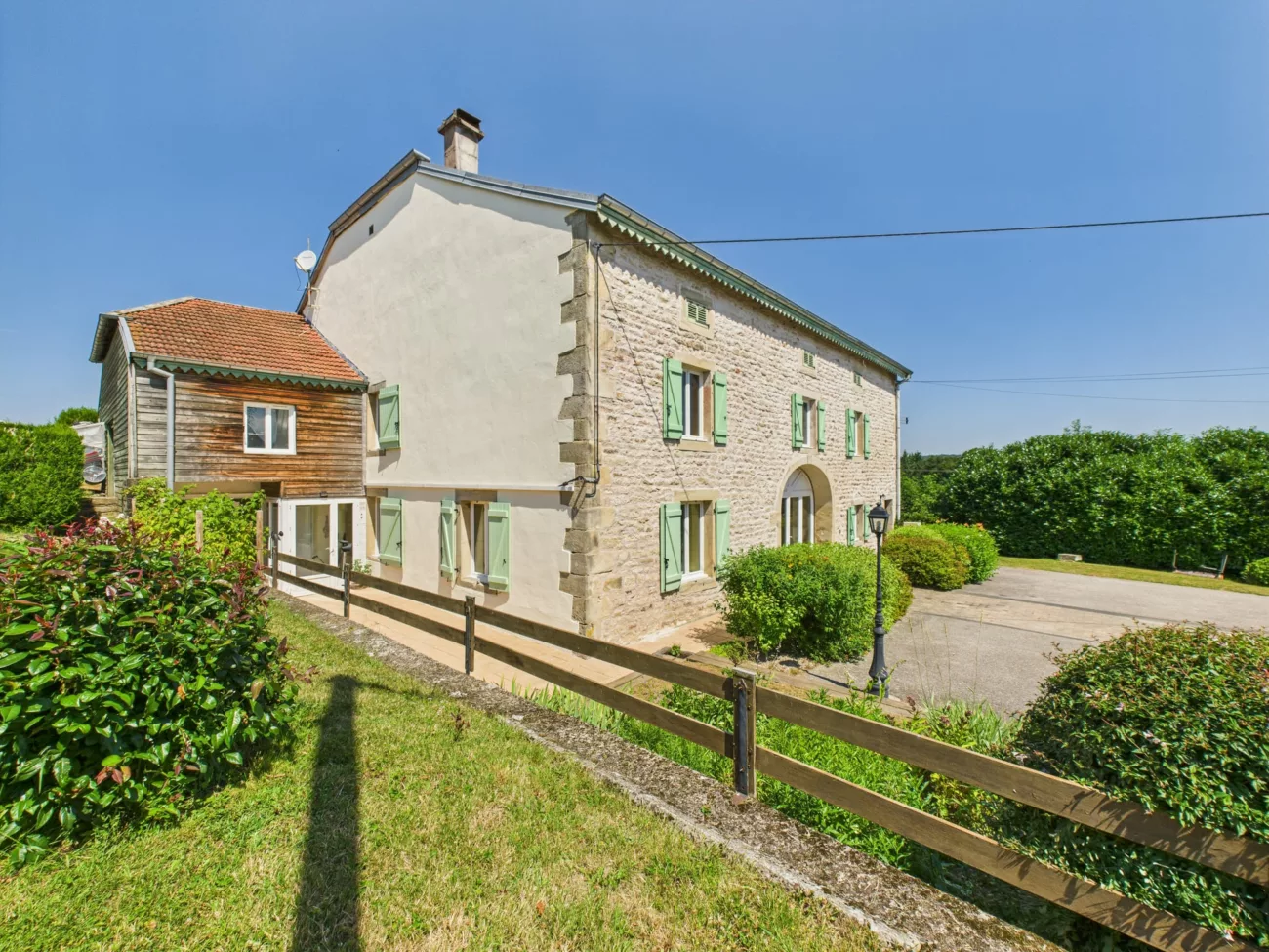 stephanie thiebaut iad visuel 518330927 2210905419373077 8765193937801795949 n 09